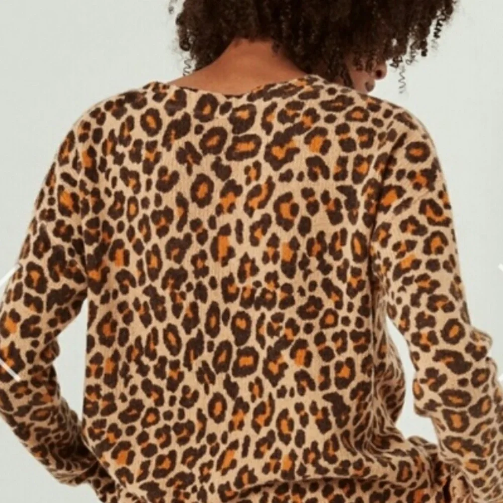 Spell Wildcat Sweater - NWT - Tan and Brown Leopard - NWT - Sz. M- πππππ - Picture 3 of 10